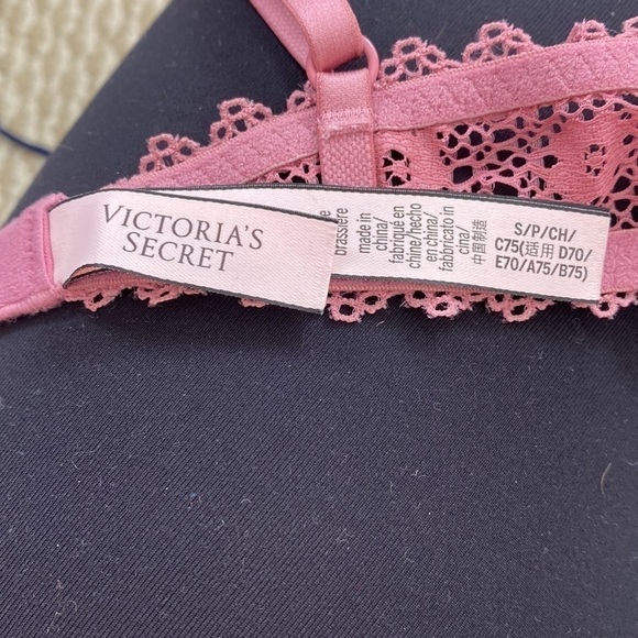 VS VICTORIA’S SECRET Dusty Rose Lace Semi Sheer Bralette Size Small - Picture 6 of 7